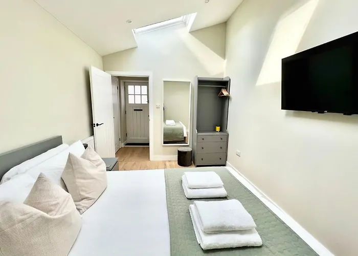 Cotham - The Stables * Bristol