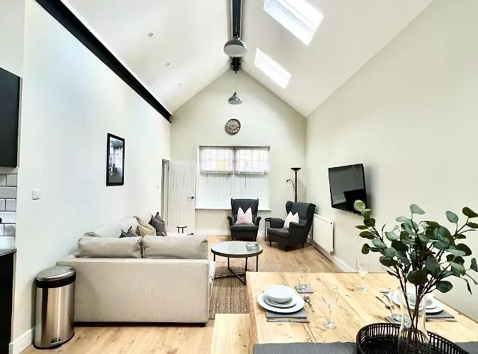 Cotham - The Stables * Bristol