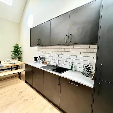 Cotham - The Stables * Bristol