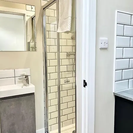 Cotham - The Stables Apartment