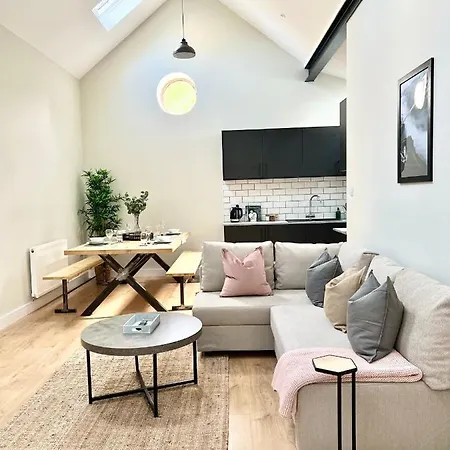 Cotham - The Stables Bristol