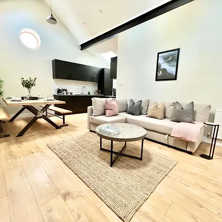 Cotham - The Stables Apartment Bristol