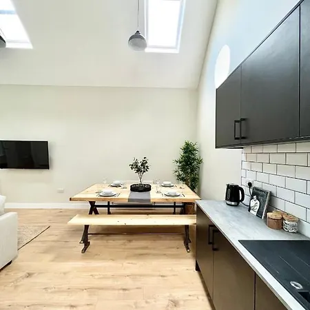 Cotham - The Stables Apartment